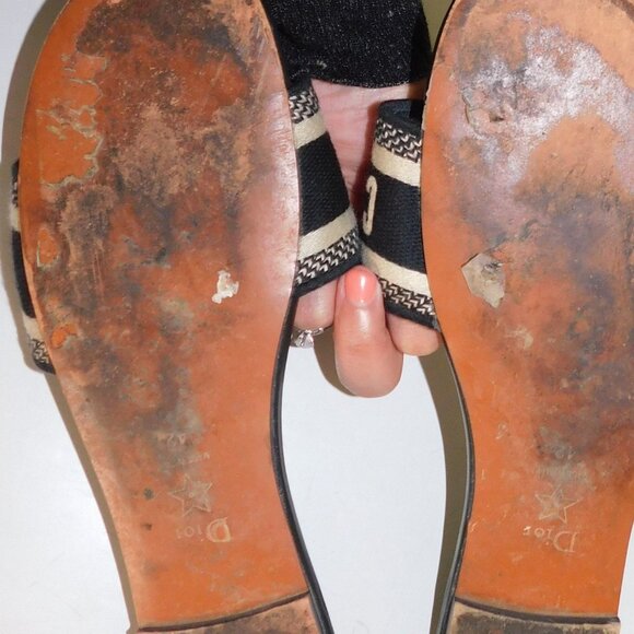 Christian Dior slides - Picture 2 of 2